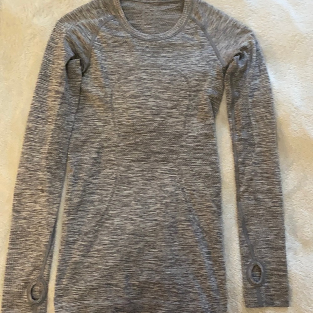 Lululemon swiftly tech long sleeve